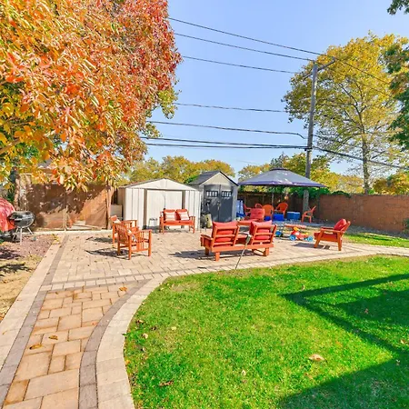Central Elmont Studio With Great Outdoor Space!